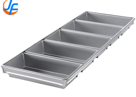 RK Bakeware China Foodservice NSF Commercial  9'' Pullman Loaf Pan / 4 Strap 5-5/8 By 3-1/8-Inch Bread Pan Set